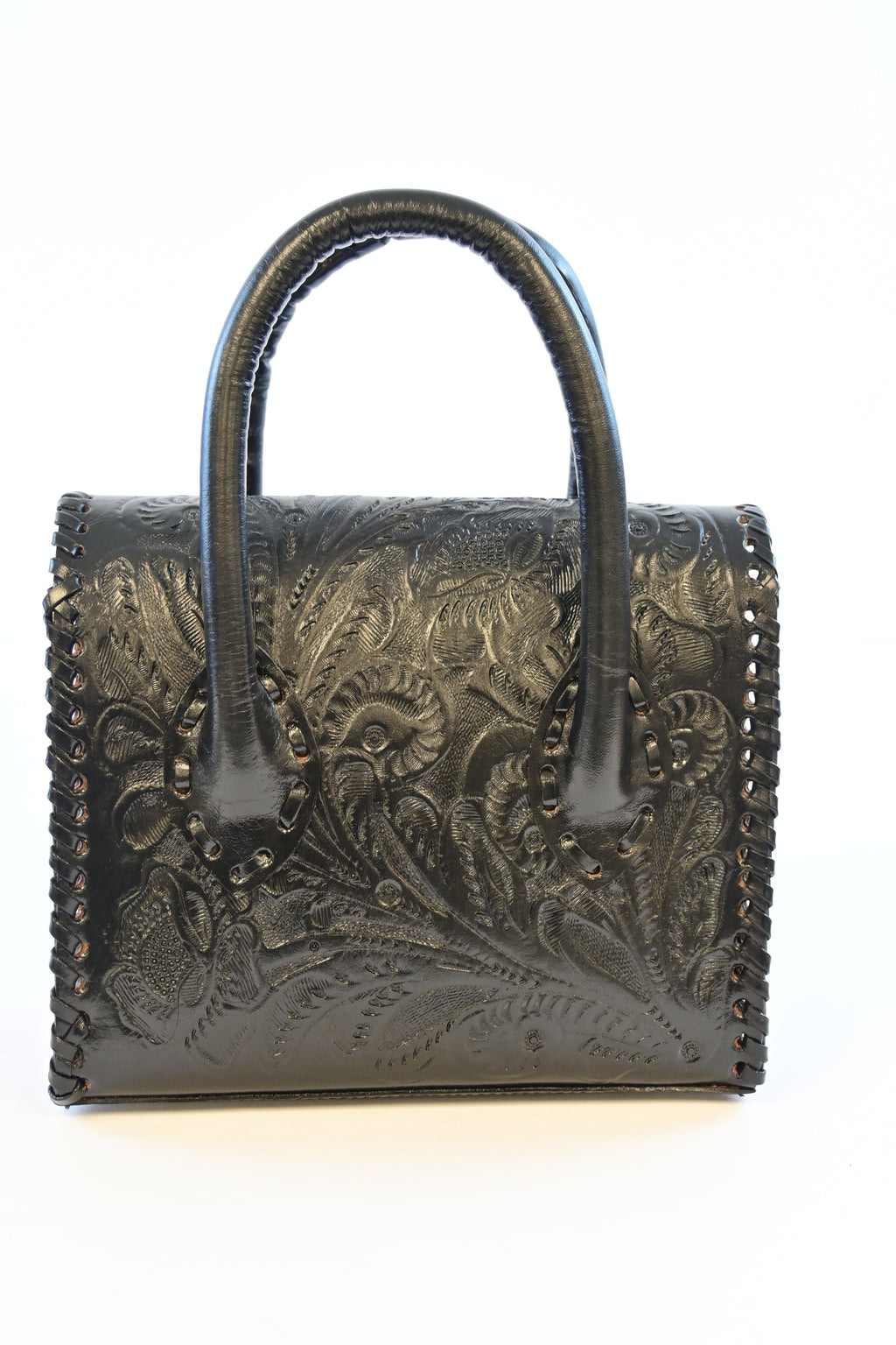 BLACK HANDCRAFTED CHISELED HANDBAG